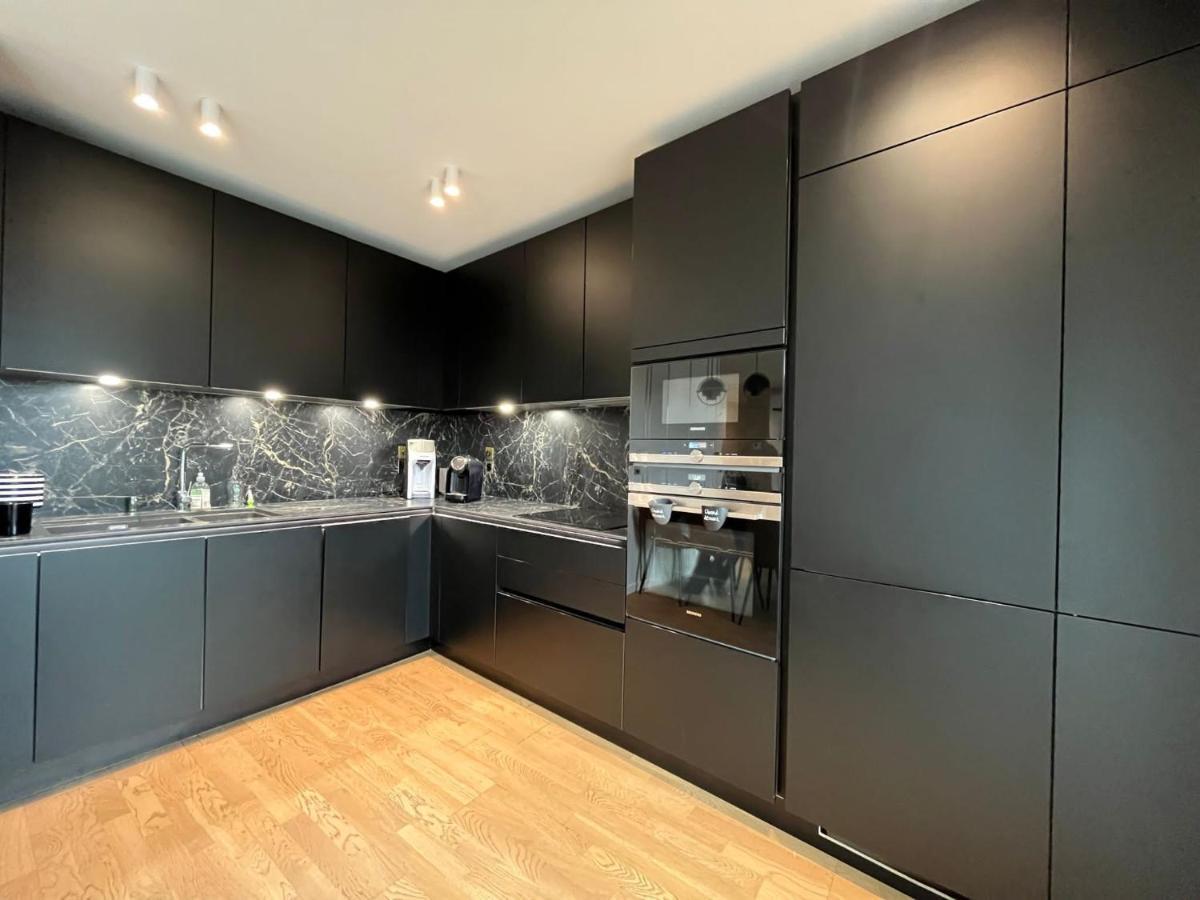 Appartement Luxueux Climatise Avec Terrasse, 6 Couchages - 17Eme Arrondissement De Paris Clichy Exterior photo